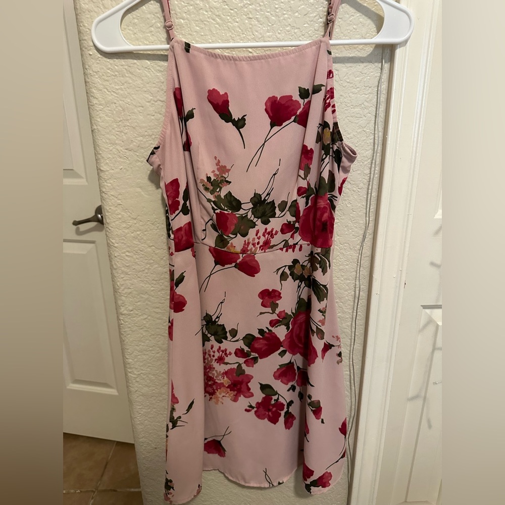 Lulu’s Pink Floral Print Dress (size XS)